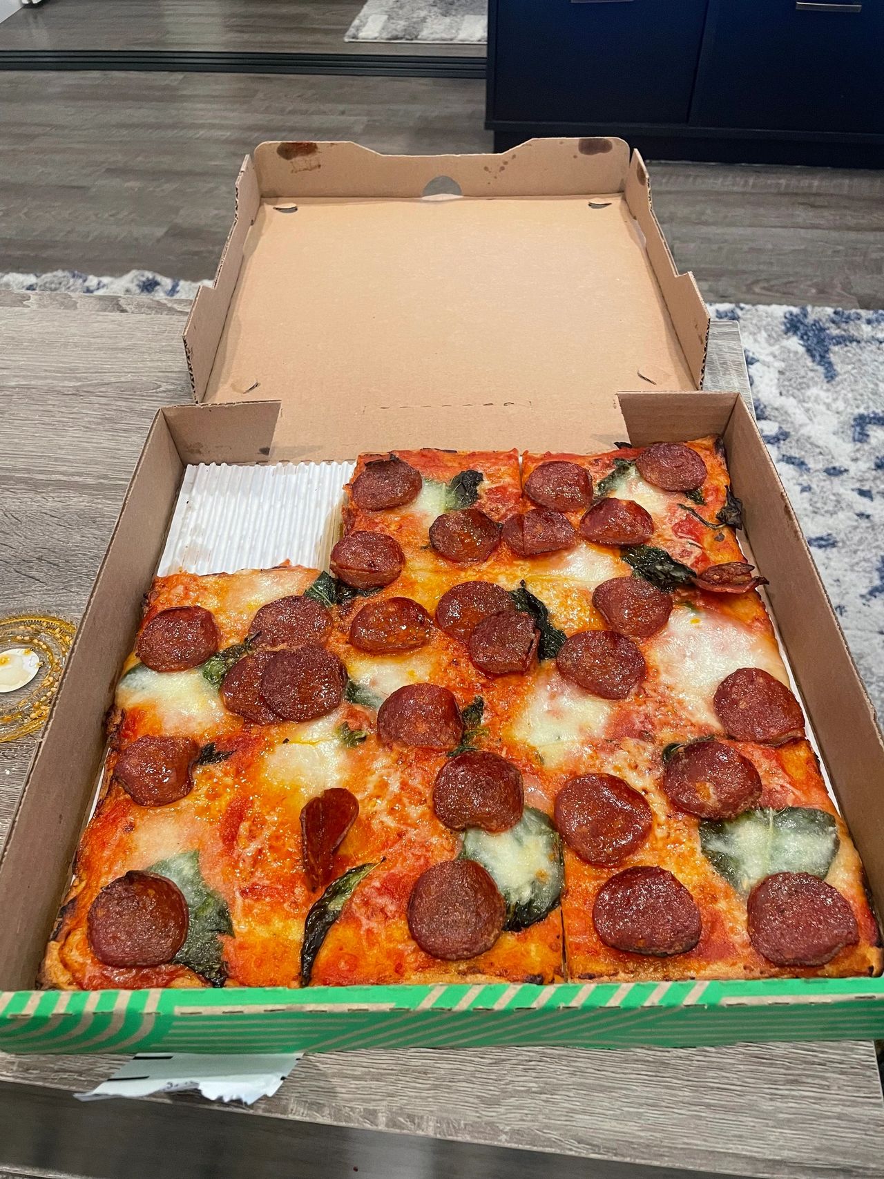 Pizza from goop Superfina